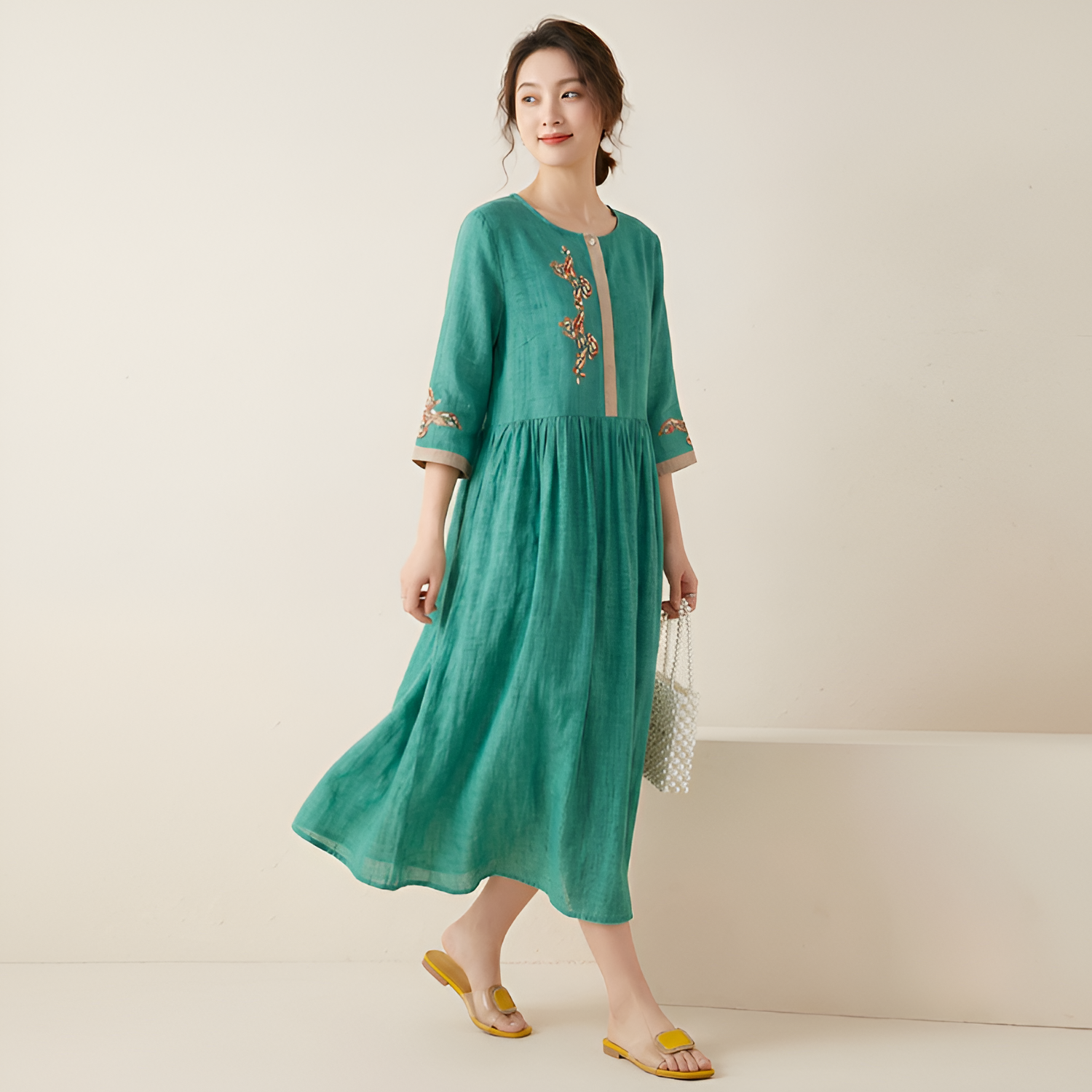 Women's Embroidered 3/4 Sleeve Midi Dress - Casual